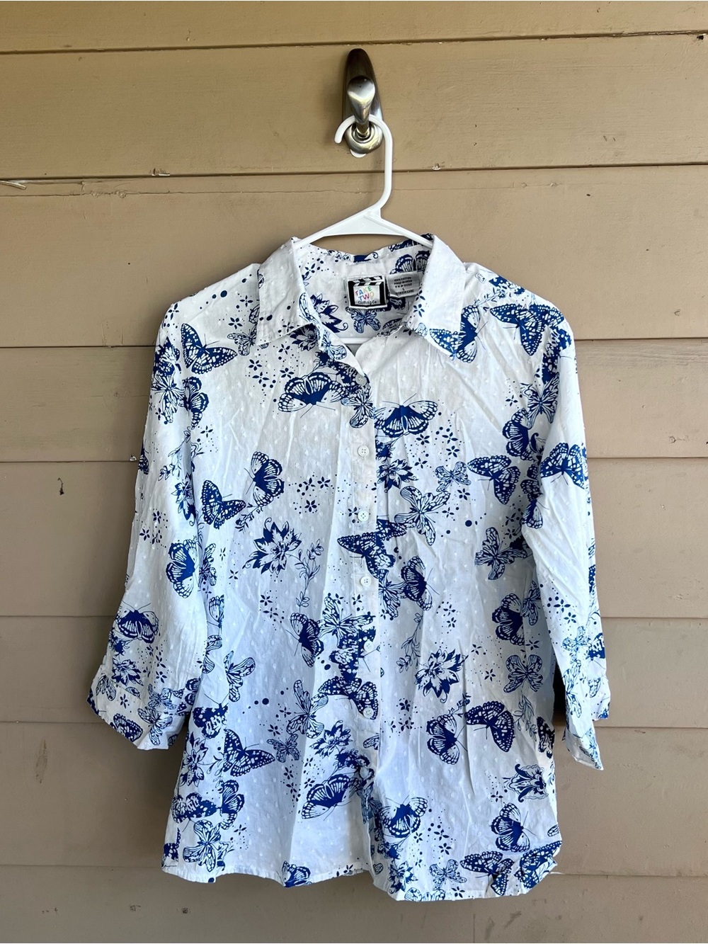 Take Two Clothing Butterfly Print Button Down Shirt White Blue Cotton Vintage L